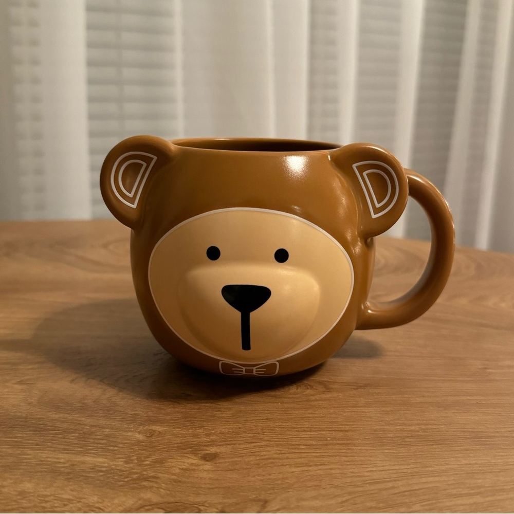 New 2025 Holiday Starbucks Bear Mug